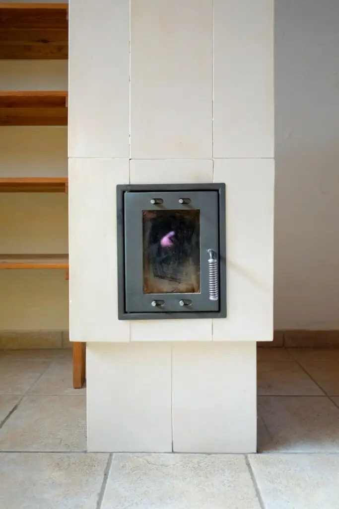 Ladenofen Walkertshofen | Ofenbau Paul Karl | Kachelofen